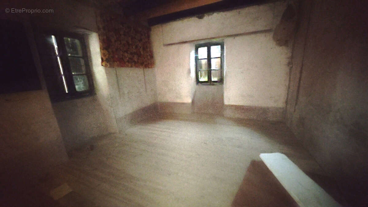 Maison à VERNOUX-EN-VIVARAIS