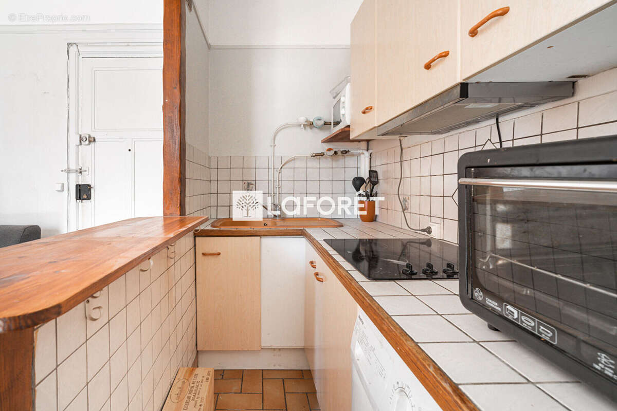 Appartement à PARIS-17E