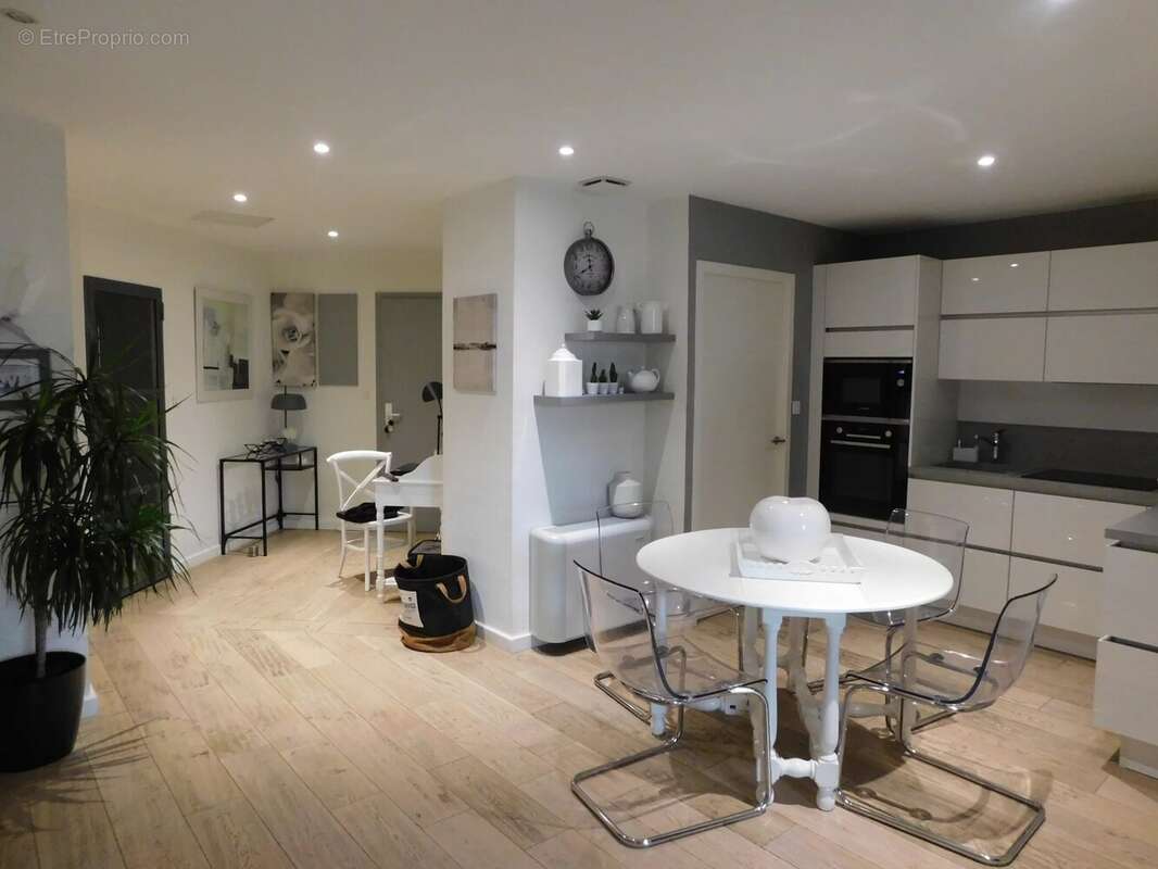 Appartement à ARLES