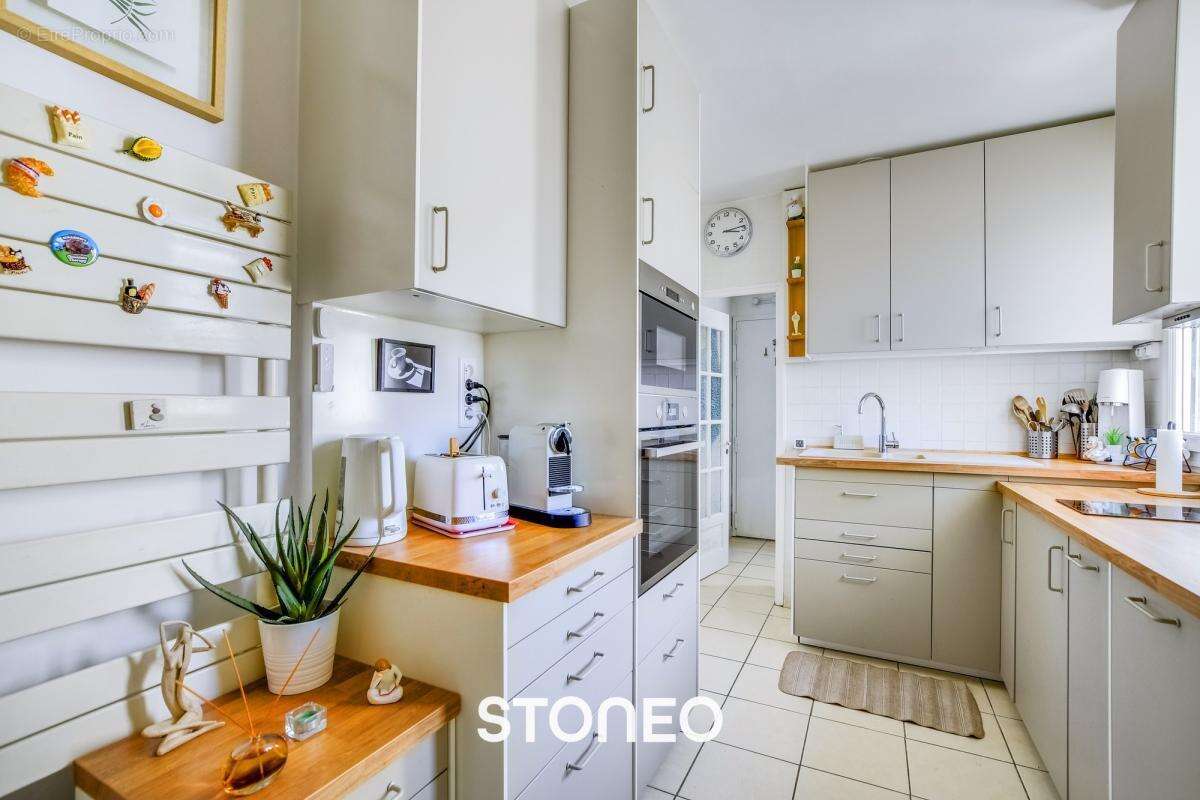 Appartement lumineux avec vue panoramique sur Paris, balcon et chambre de service attenante – 6e étage avec ascenseur - photo 7
