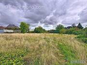 Terrain à NEUVILLE-EN-FERRAIN