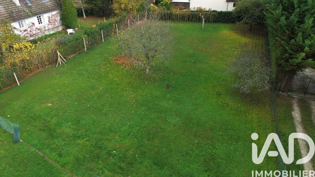 Photo 6 - Terrain à RUBELLES