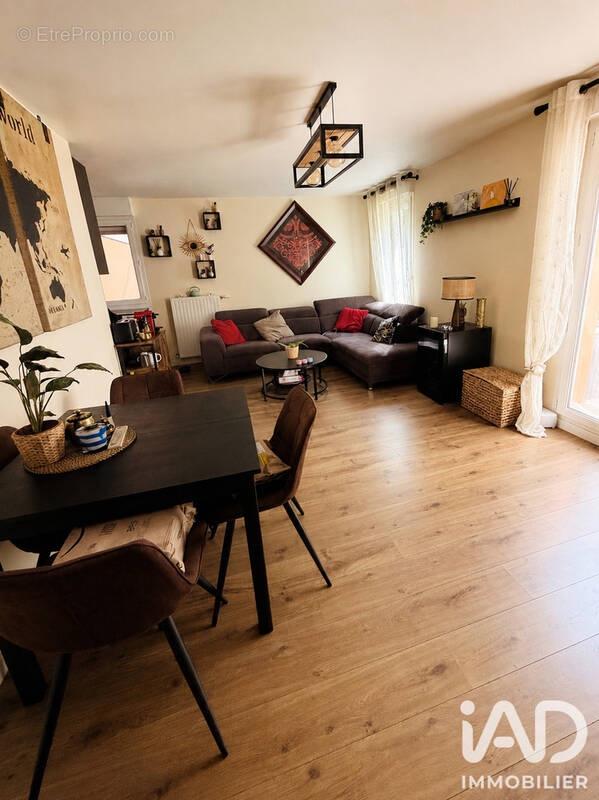 Photo 1 - Appartement à VIRY-CHATILLON