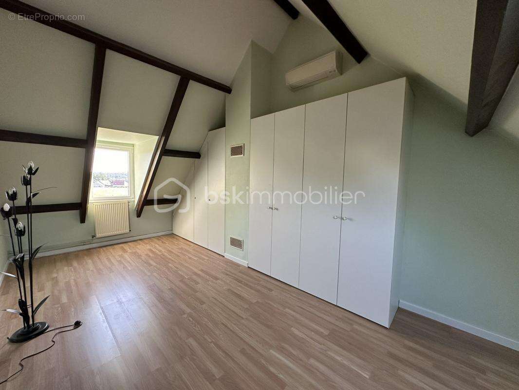 Maison à LA CHAPELLE-GAUTHIER