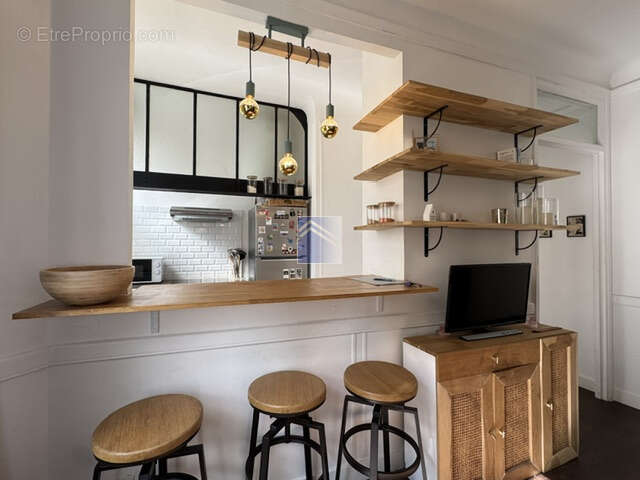 Appartement à COURBEVOIE