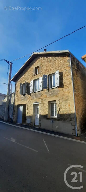 Maison à SAINTE-FLORINE