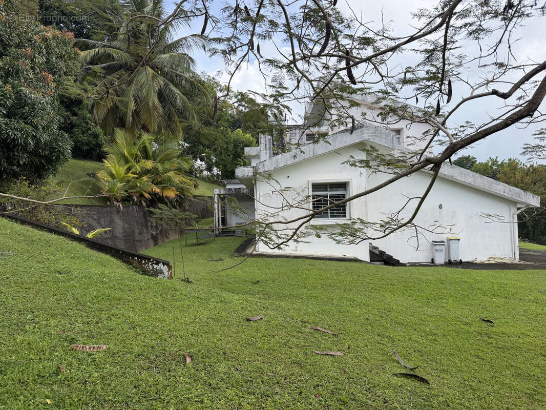 Maison à FORT-DE-FRANCE