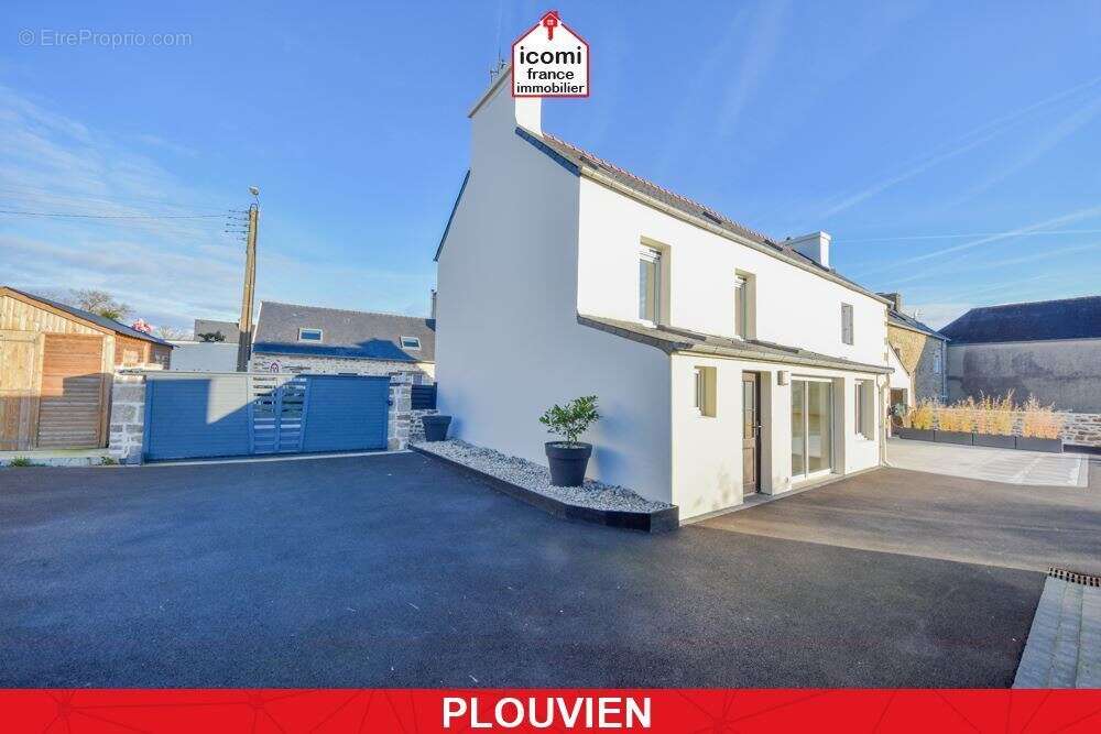 Maison à PLOUVIEN