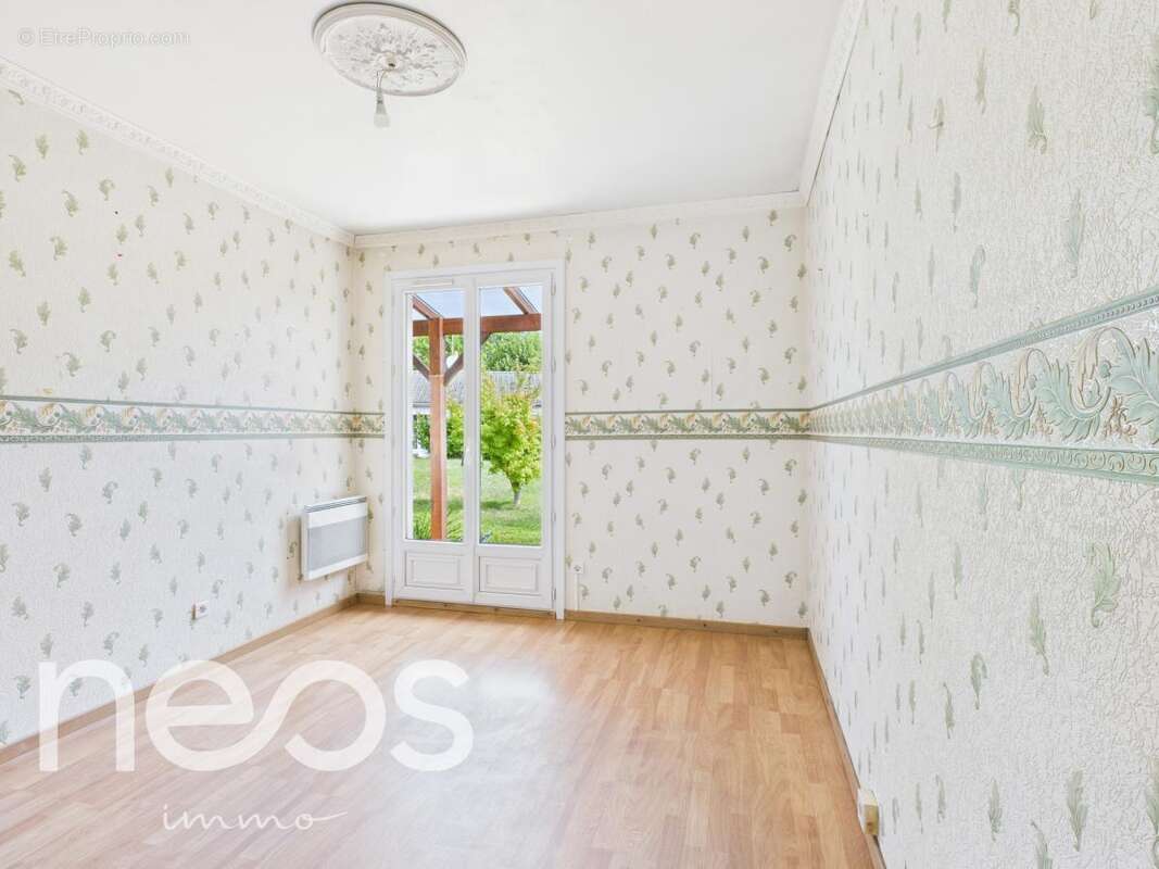 Maison à CHEVIGNY-SAINT-SAUVEUR