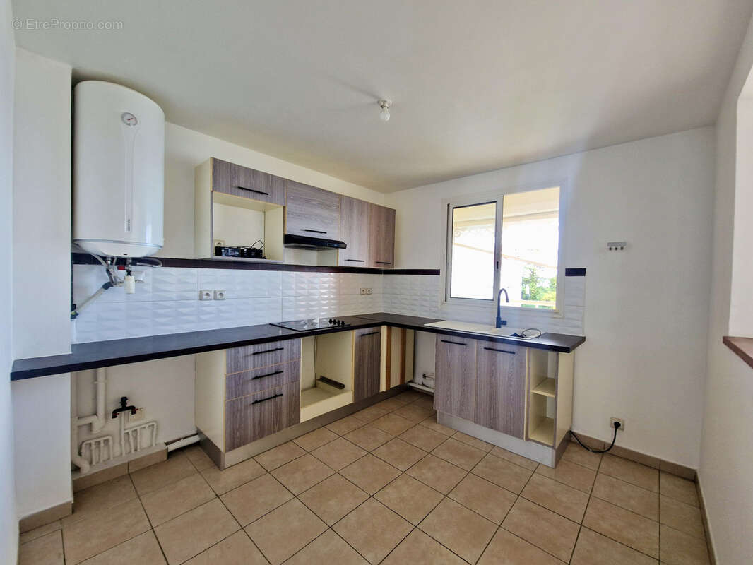 Appartement à PETIT-BOURG