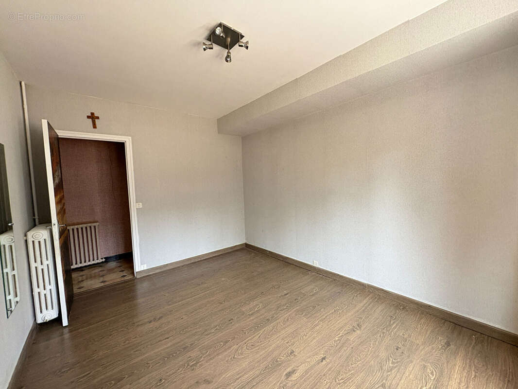 Maison à BEAUFORT-EN-VALLEE