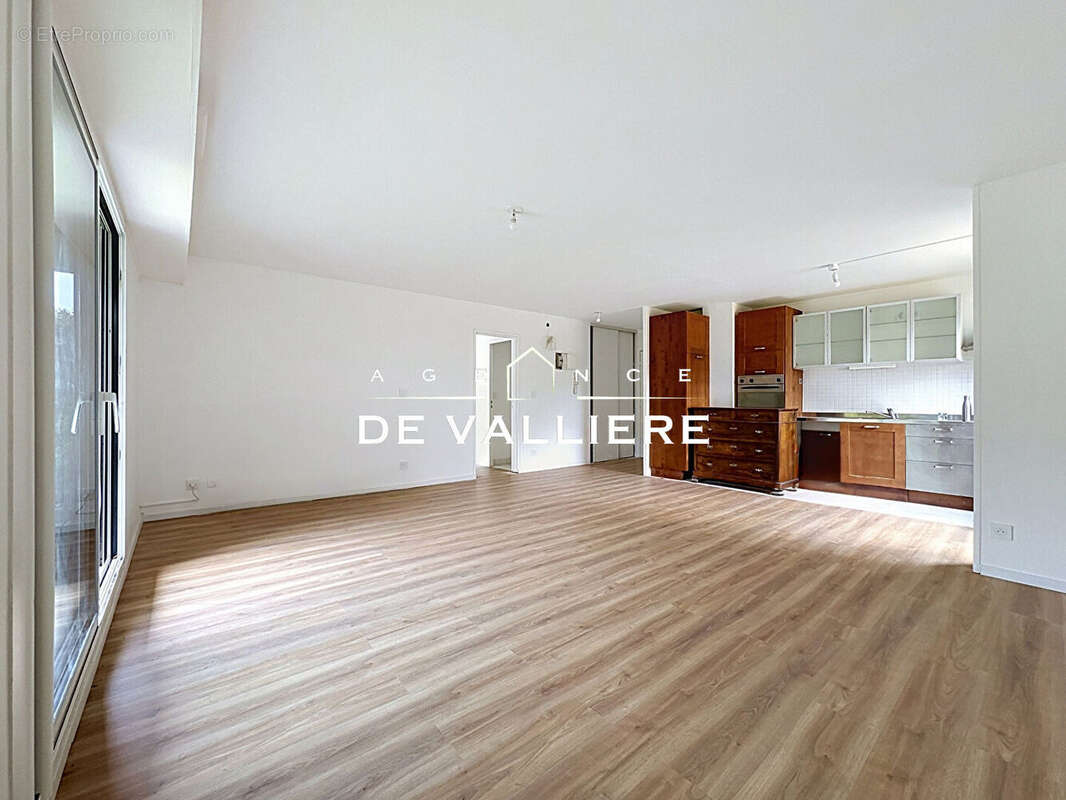 Rueil-Malmaison - Bords de Seine - 2 pièces 56 m2 - terrasse de 45 m2 - photo 2