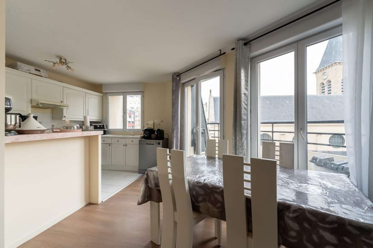 Appartement à BONDY