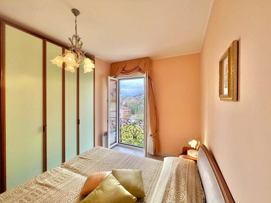 Appartement à MENTON
