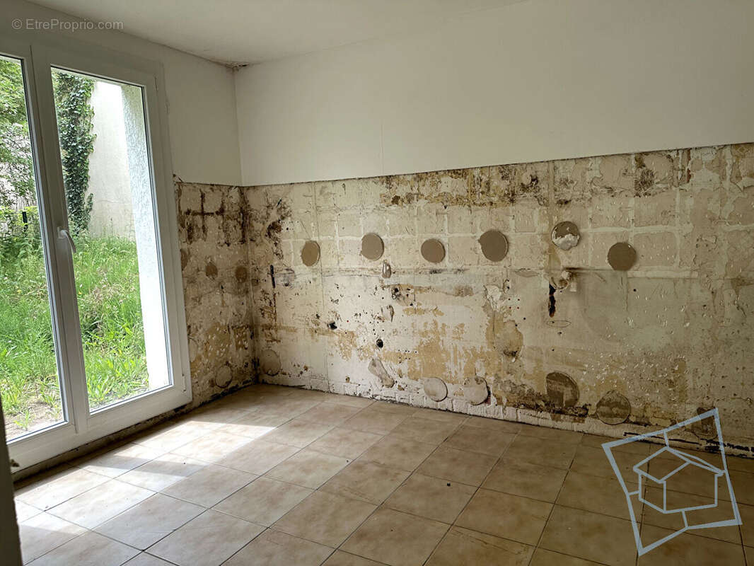 Appartement à SAINT-REMY-LES-CHEVREUSE