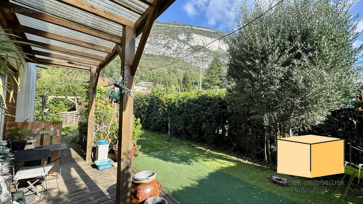 Maison à CHINDRIEUX