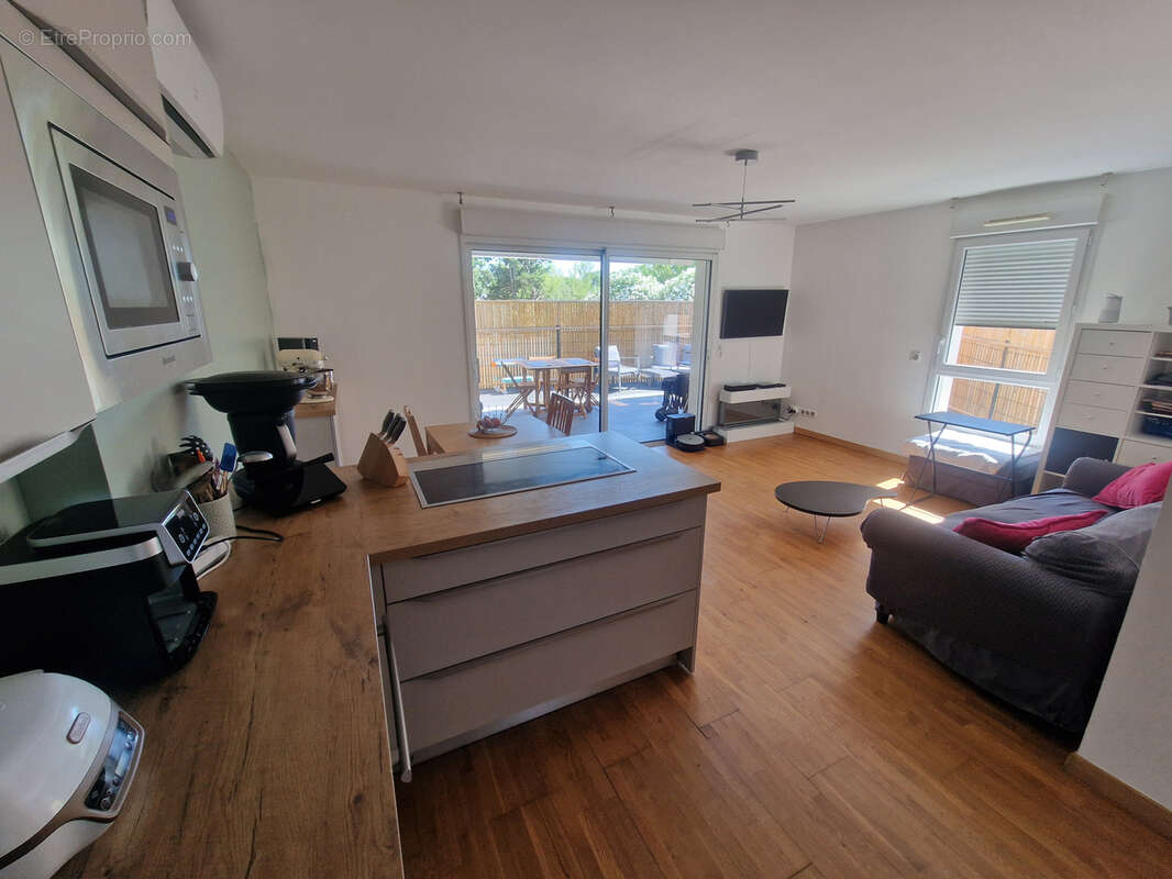 Appartement à LATTES