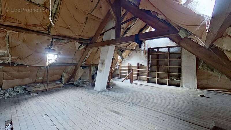 Maison à MONTMIRAIL