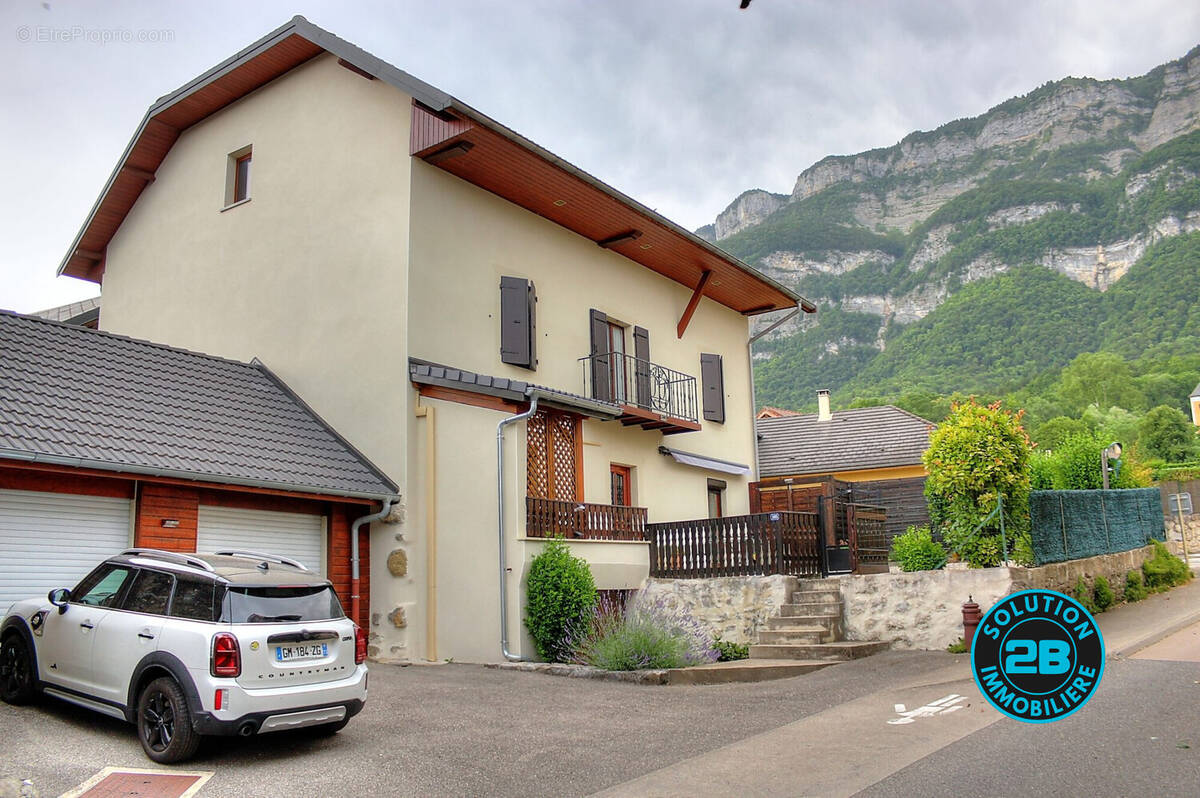 Maison à MERY
