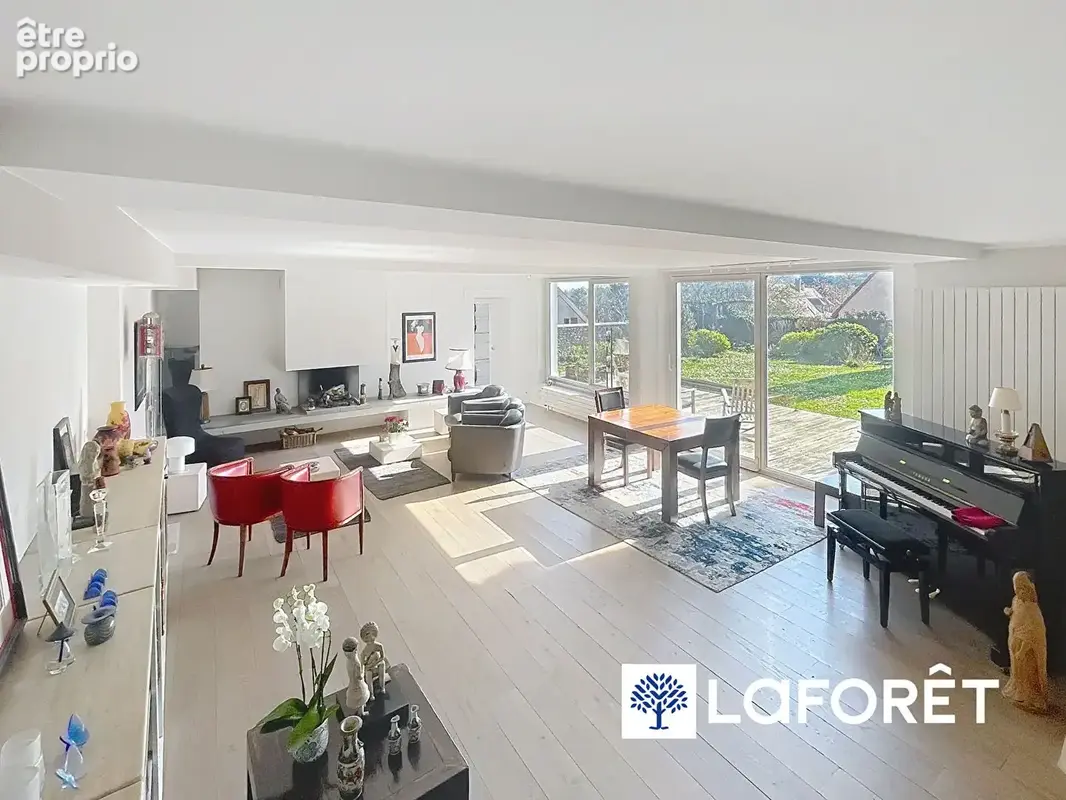 Maison Aigremont 10 pièce(s) 303m² env. - photo 5