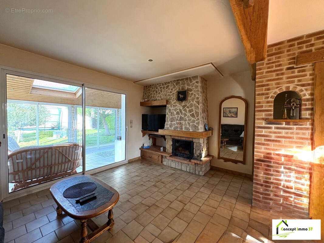 Maison à JOUE-LES-TOURS