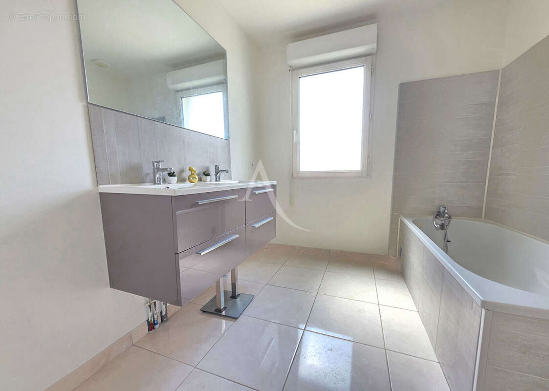 Maison récente de 2019 ? 4 chambres dont une suite parentale ? Proche gare - photo 7