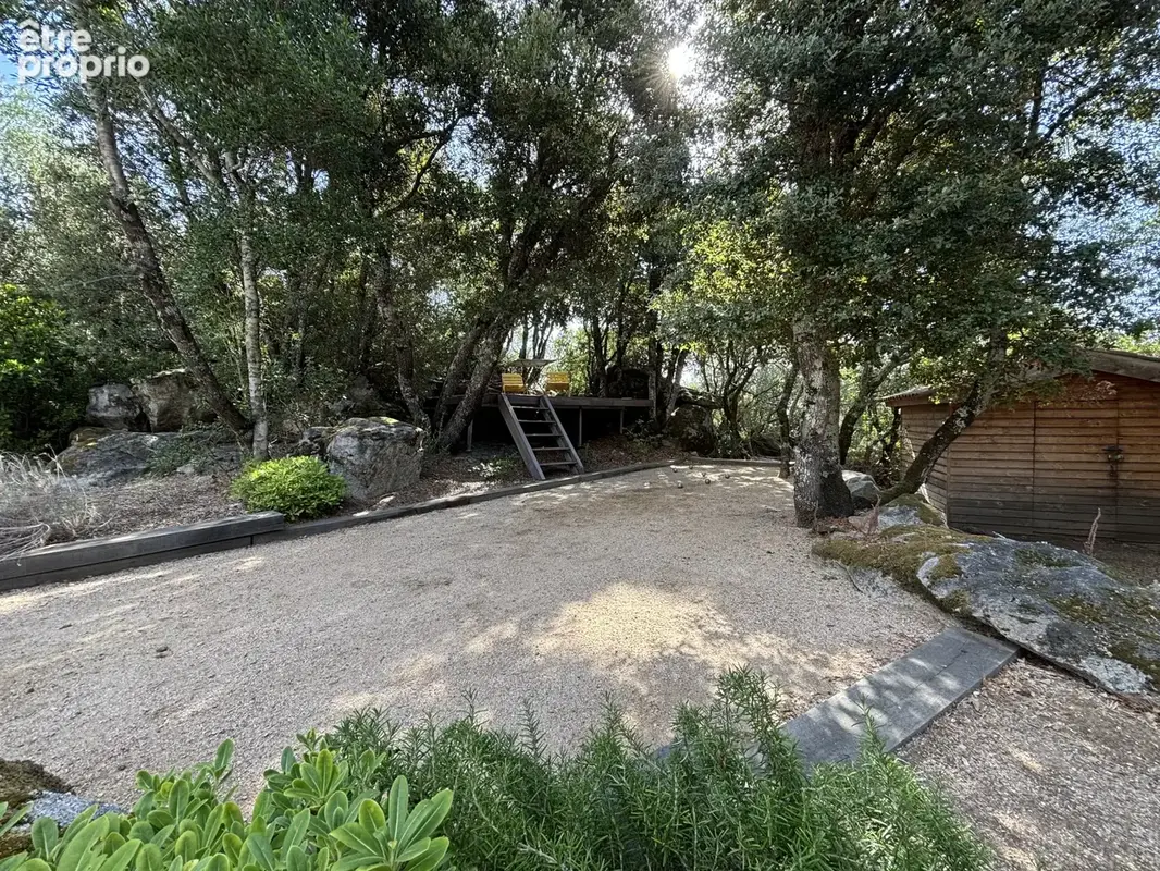 Charmante bergerie de 116m2 avec piscine et jardin arboré - photo 22
