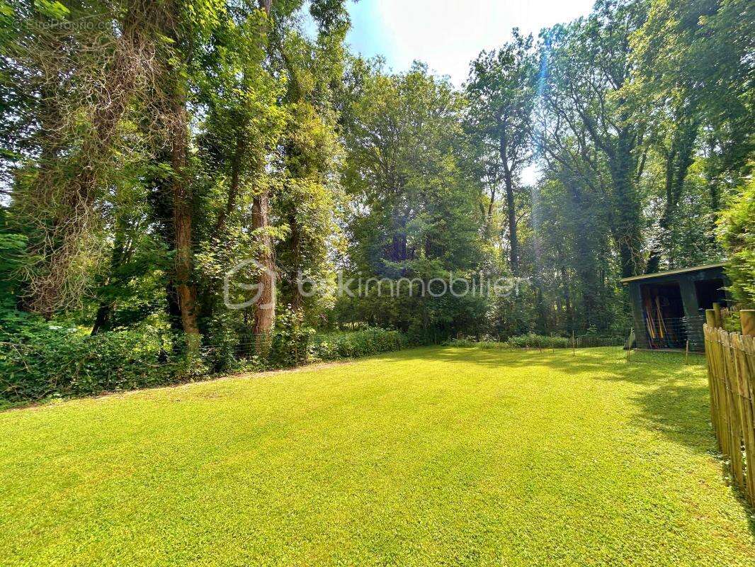 Maison à NEAUPHLE-LE-VIEUX