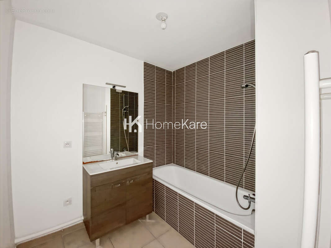 Appartement à VILLENAVE-D'ORNON