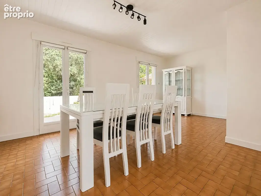 Les sorinieres, maison de pp, garage + dependances, 3ch - photo 3
