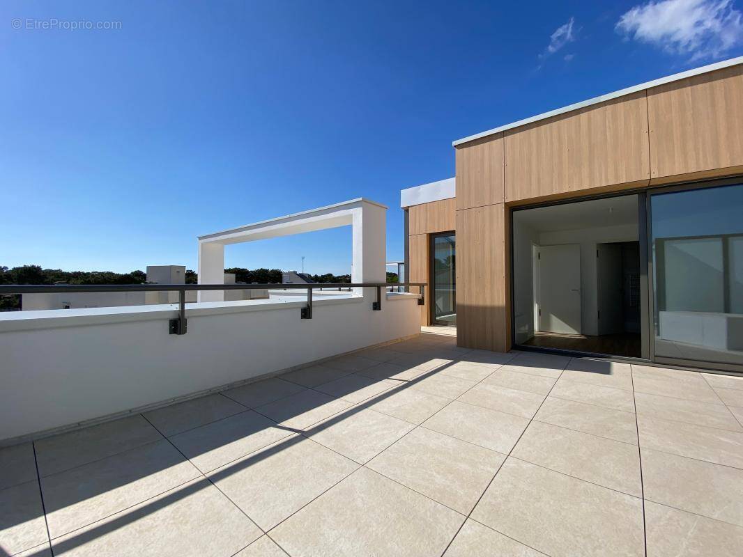 Appartement à LES MATHES