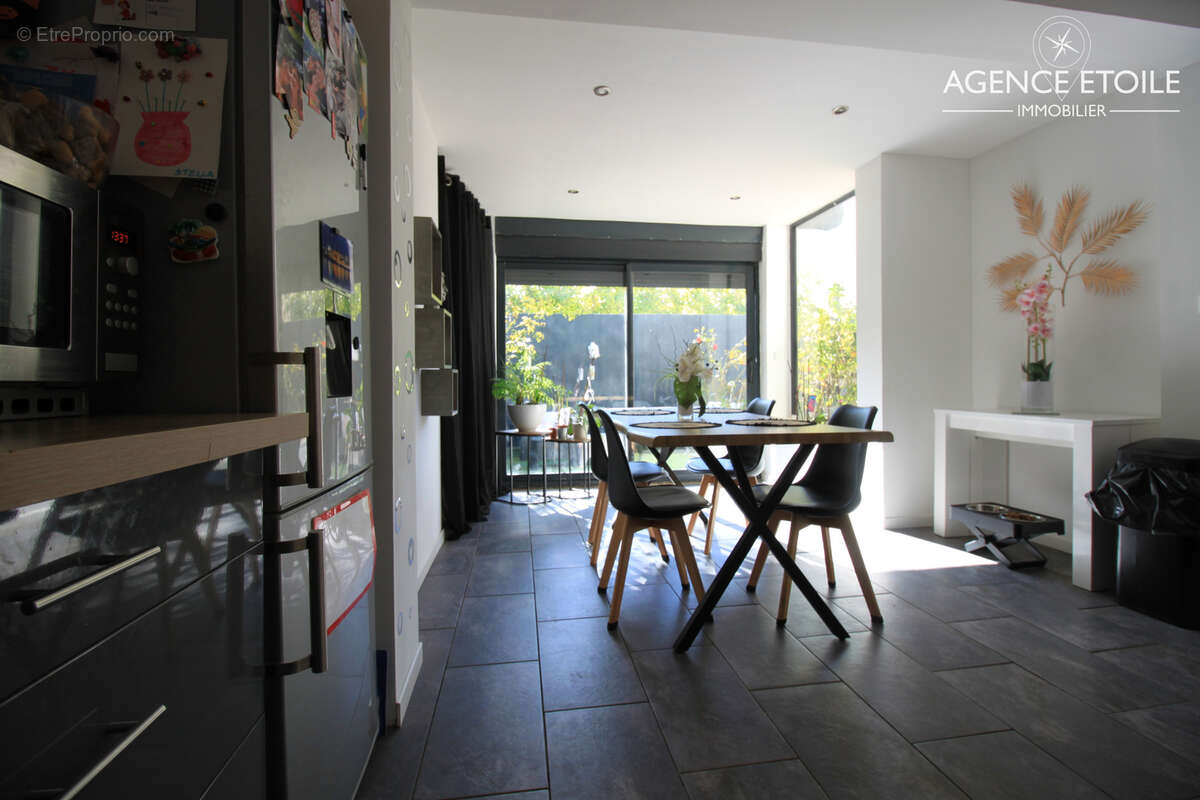 Appartement à AUBAGNE