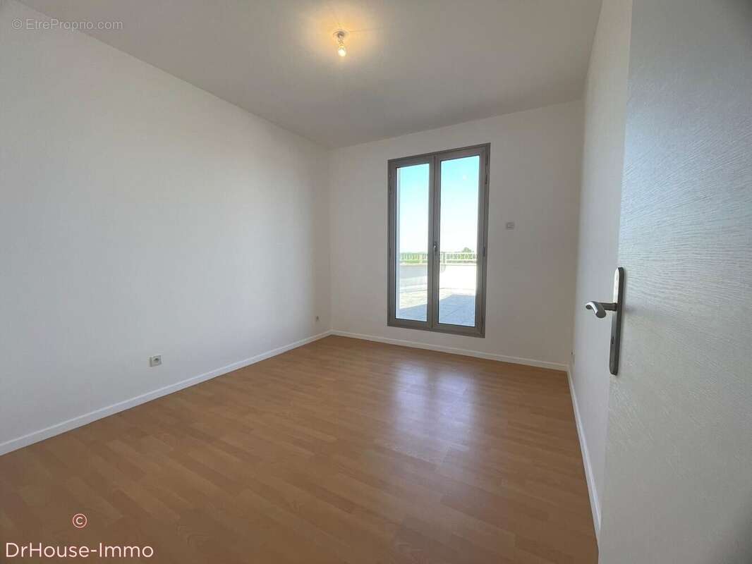 Appartement à AMILLY