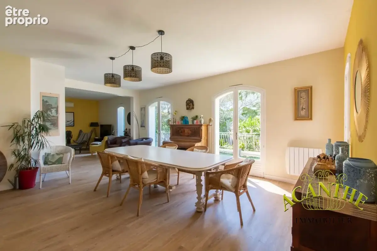 Maison 230 m² à Castelnau-Le-Lez  - photo 7