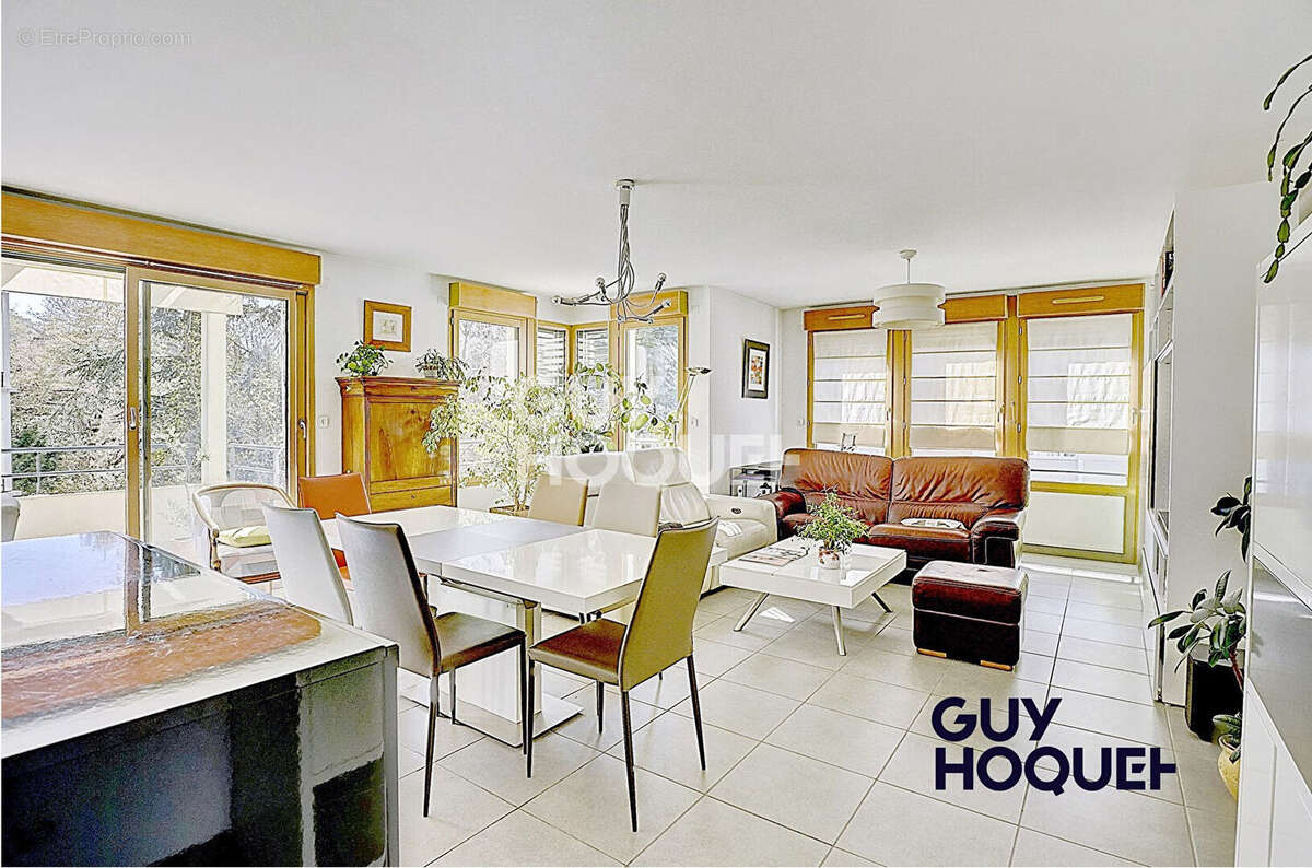 Appartement à LYON-5E