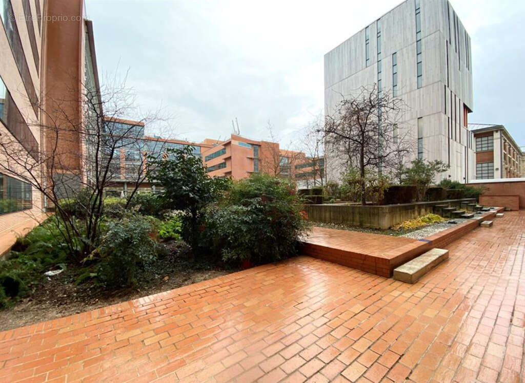 Commerce à IVRY-SUR-SEINE