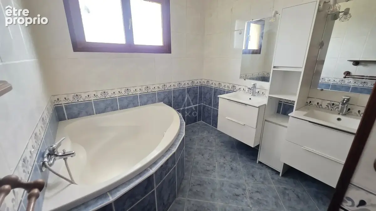 Charmante maison pierre 4 chambres sur 3000m² - photo 11