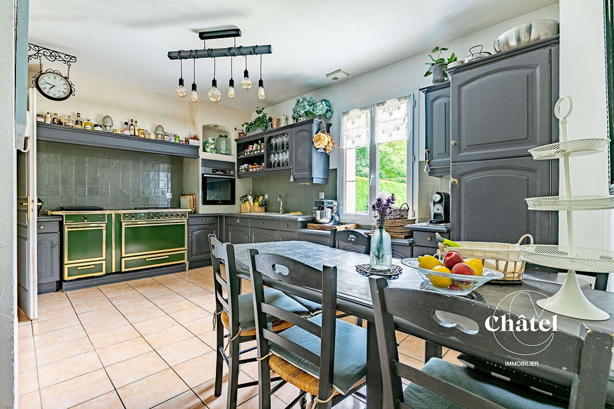 Axe Senlis - Crépy en Valois - Maison avec garage - piscine - jardin - photo 10