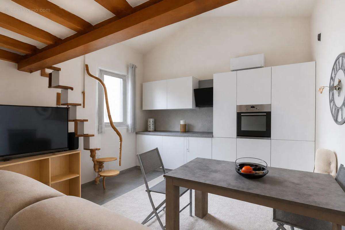 Maison à VAULX-EN-VELIN