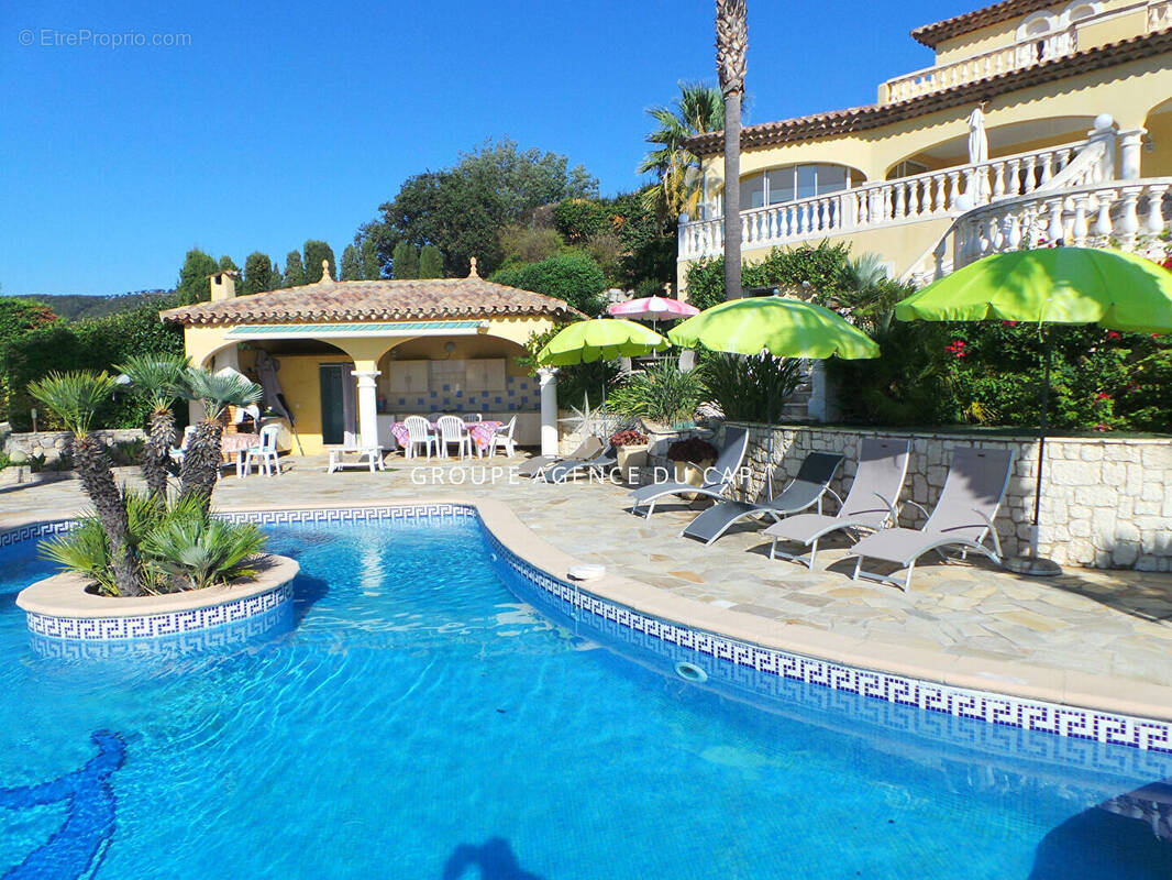 Maison à LES ISSAMBRES