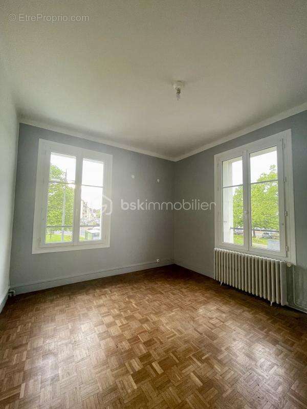 Maison à SAINT-PIERRE-DES-CORPS