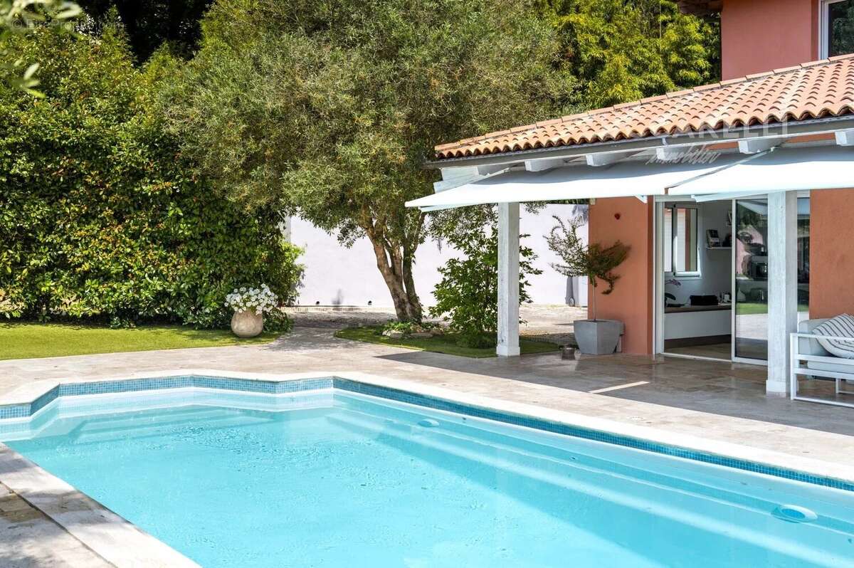 Maison à CONTES