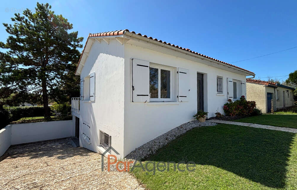 Maison à MESCHERS-SUR-GIRONDE