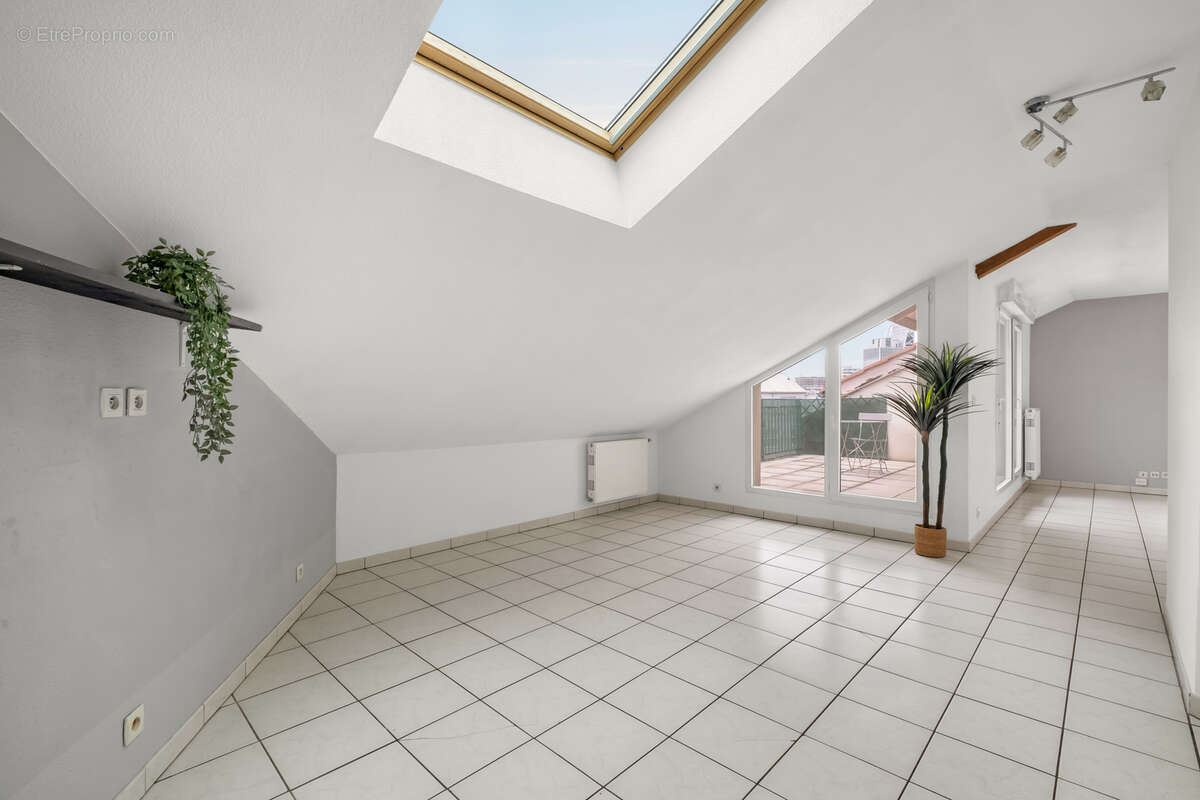 Appartement à LYON-3E