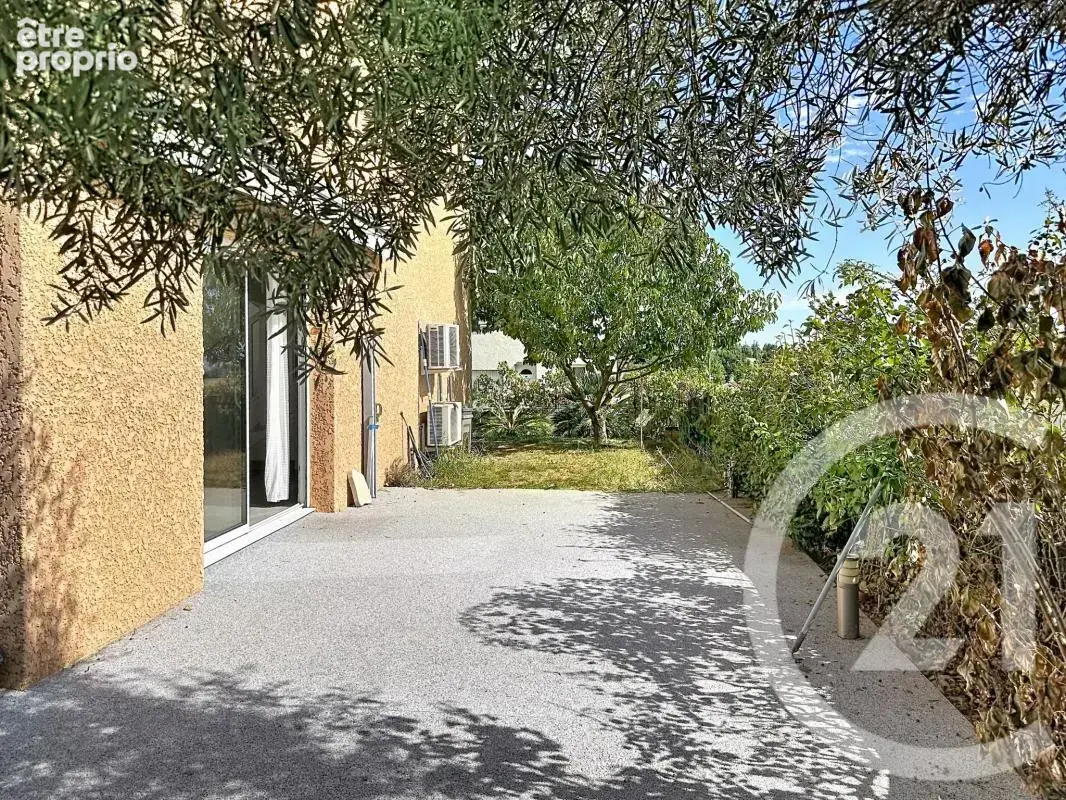 Maison 116 m² à Saint-Maurice-Sur-Dargoire  - photo 2