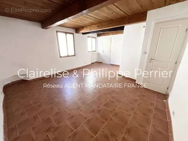 Maison à SILLANS-LA-CASCADE