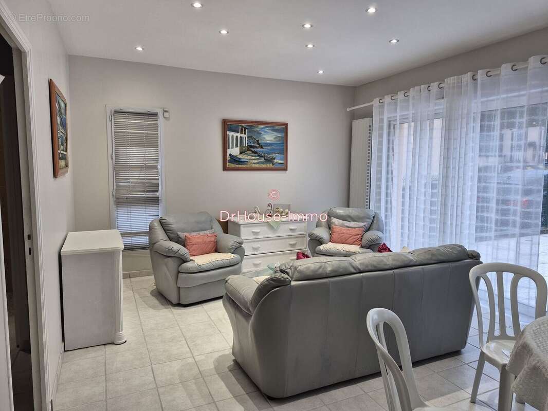 Maison à SAINT-ETIENNE