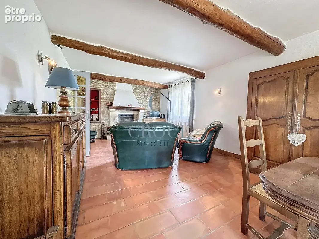 Maison 9 pièces 236 m² à vendre à Montaren-Et-Saint-Mediers (30700) - photo 9