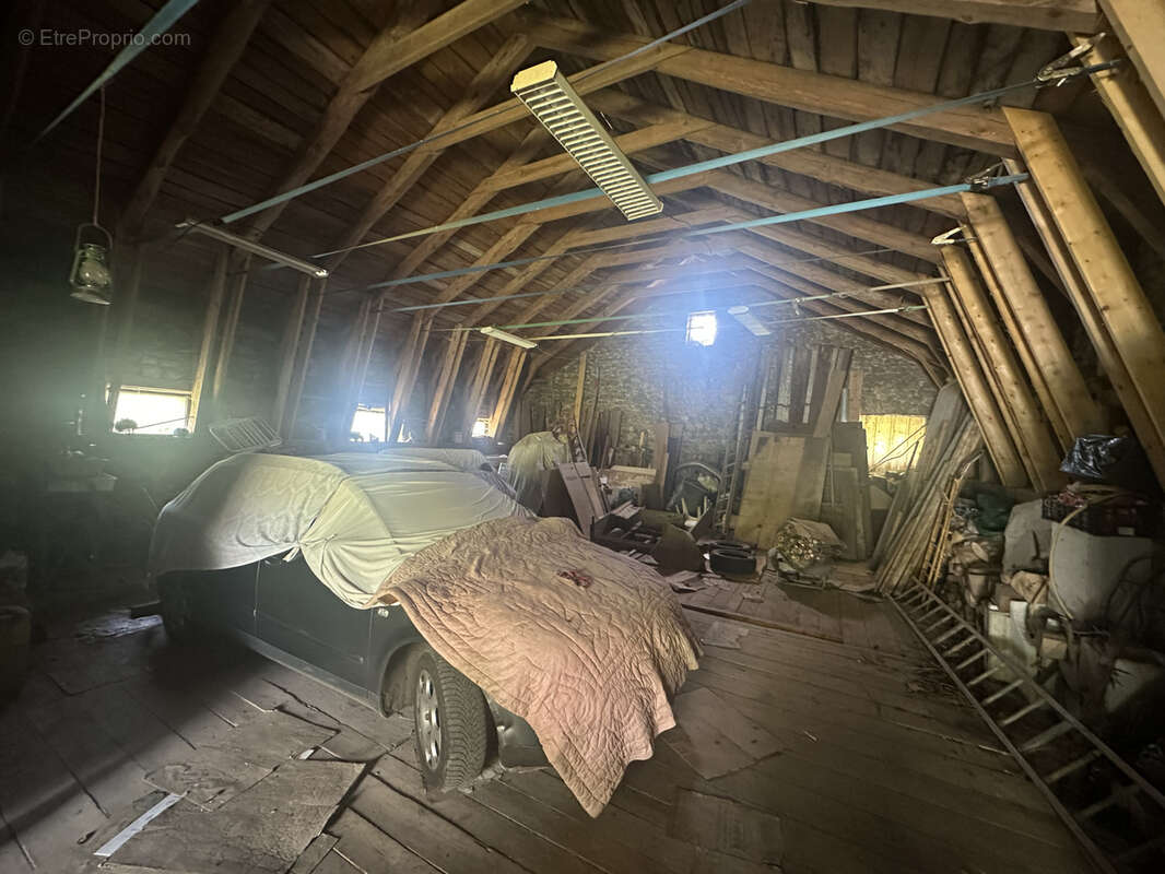 Maison à PRESAILLES