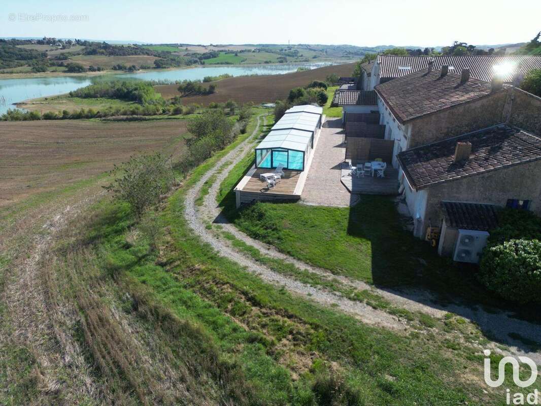 Photo 9 - Commerce à CASTELNAUDARY